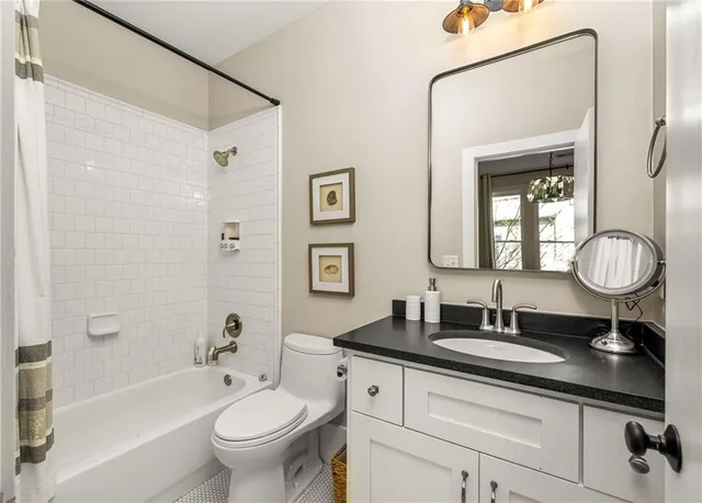 $749,000 | 9129 Selborne Lane, Chattahoochee Hills, GA 30268