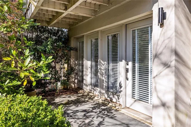 $749,000 | 9129 Selborne Lane, Chattahoochee Hills, GA 30268