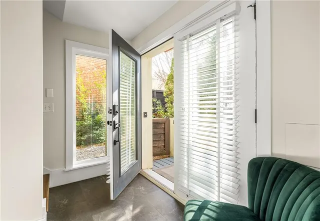 $749,000 | 9129 Selborne Lane, Chattahoochee Hills, GA 30268