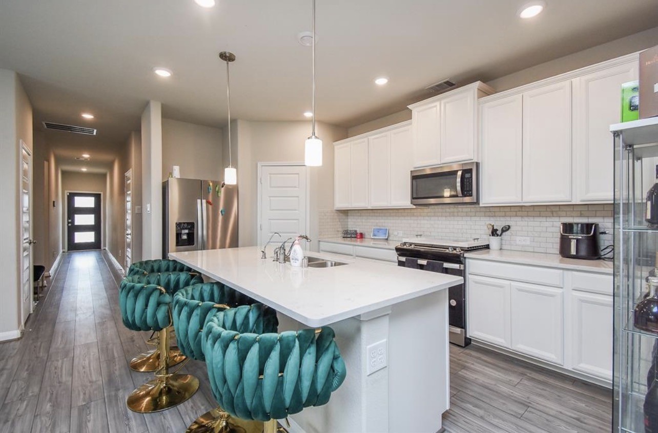 6927 Ventura Drive Rosharon, TX 77583 - Photo 4 of 24