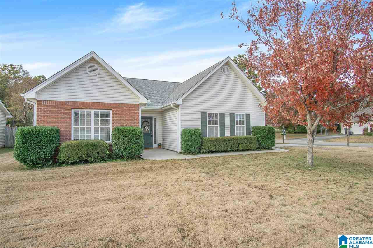 149 Summerchase Parkway Calera, AL 35040 - Photo 2 of 28