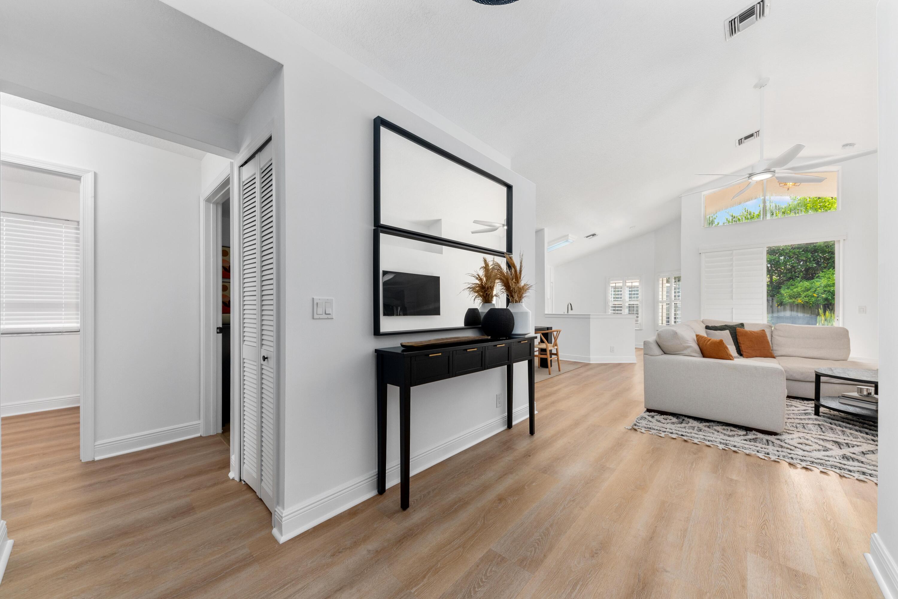 124 Egret Drive Jupiter, FL 33458 - Photo 6 of 37 EREP-14