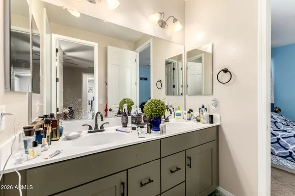 $1,150,000 | 1961 South Ponderosa Drive, Gilbert, AZ 85295