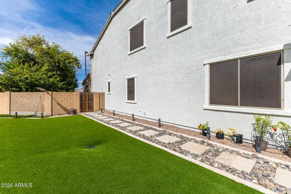 $1,150,000 | 1961 South Ponderosa Drive, Gilbert, AZ 85295