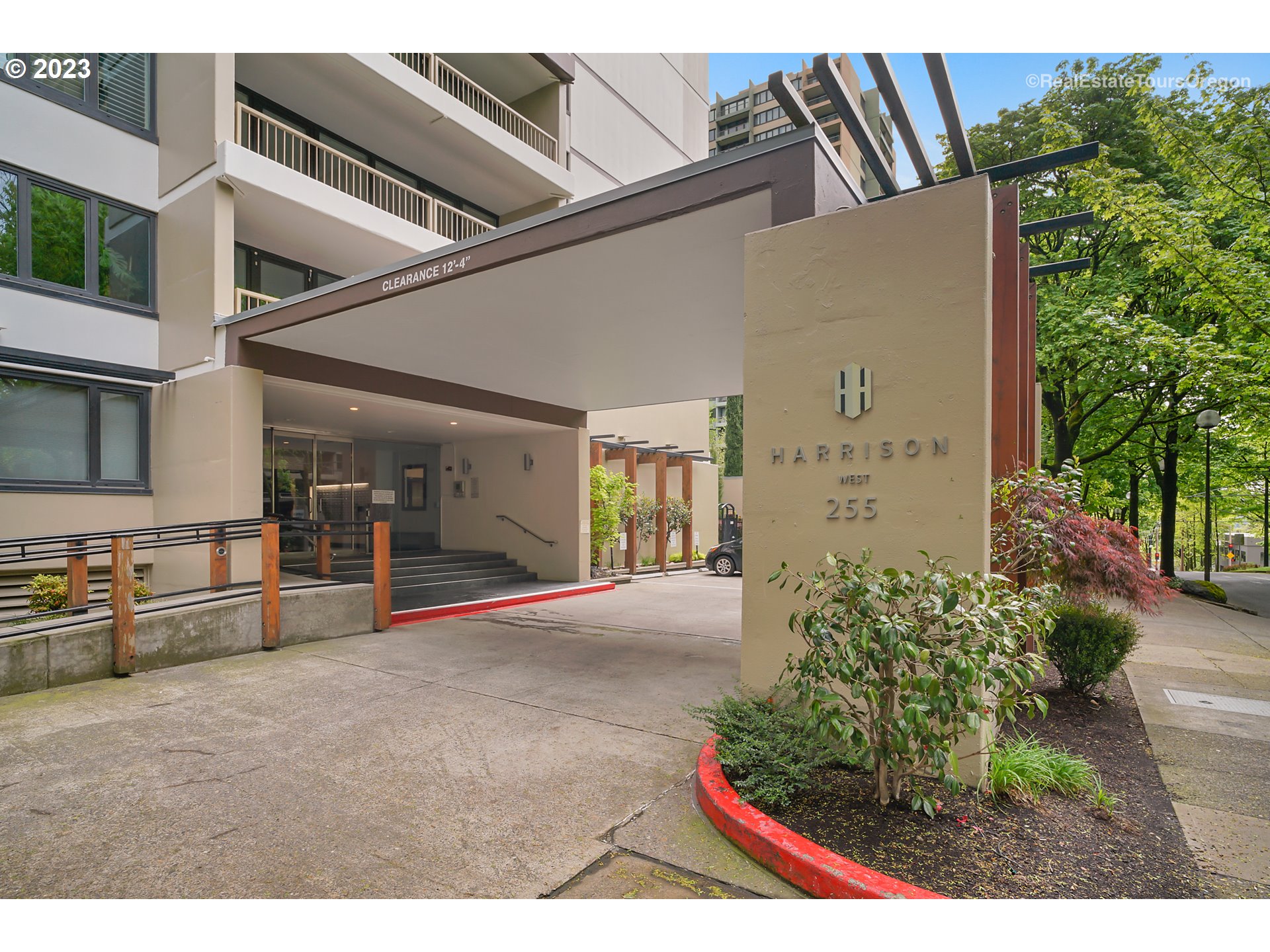 255 Southwest Harrison Street, Unit 3A Portland, OR 97201 - Photo 2 of 19 a view of lobby with furniture and a garage