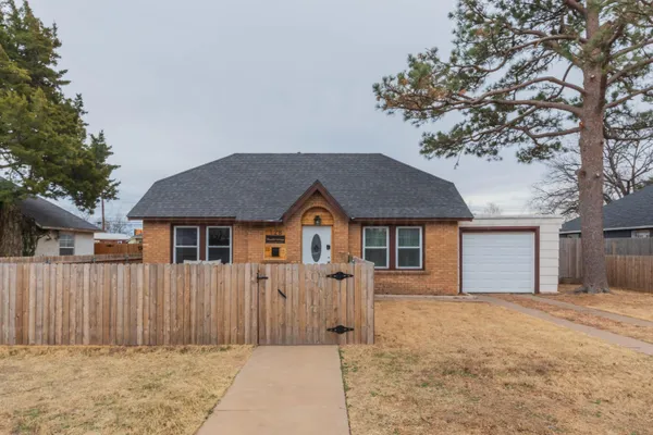 $199,000 | 128 Wayside Drive, Amarillo, TX 79106