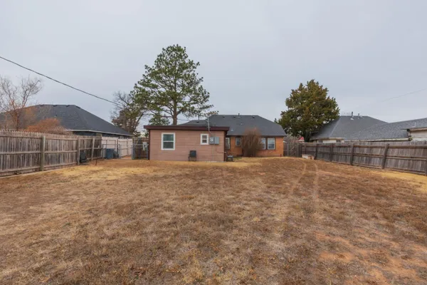 $199,000 | 128 Wayside Drive, Amarillo, TX 79106