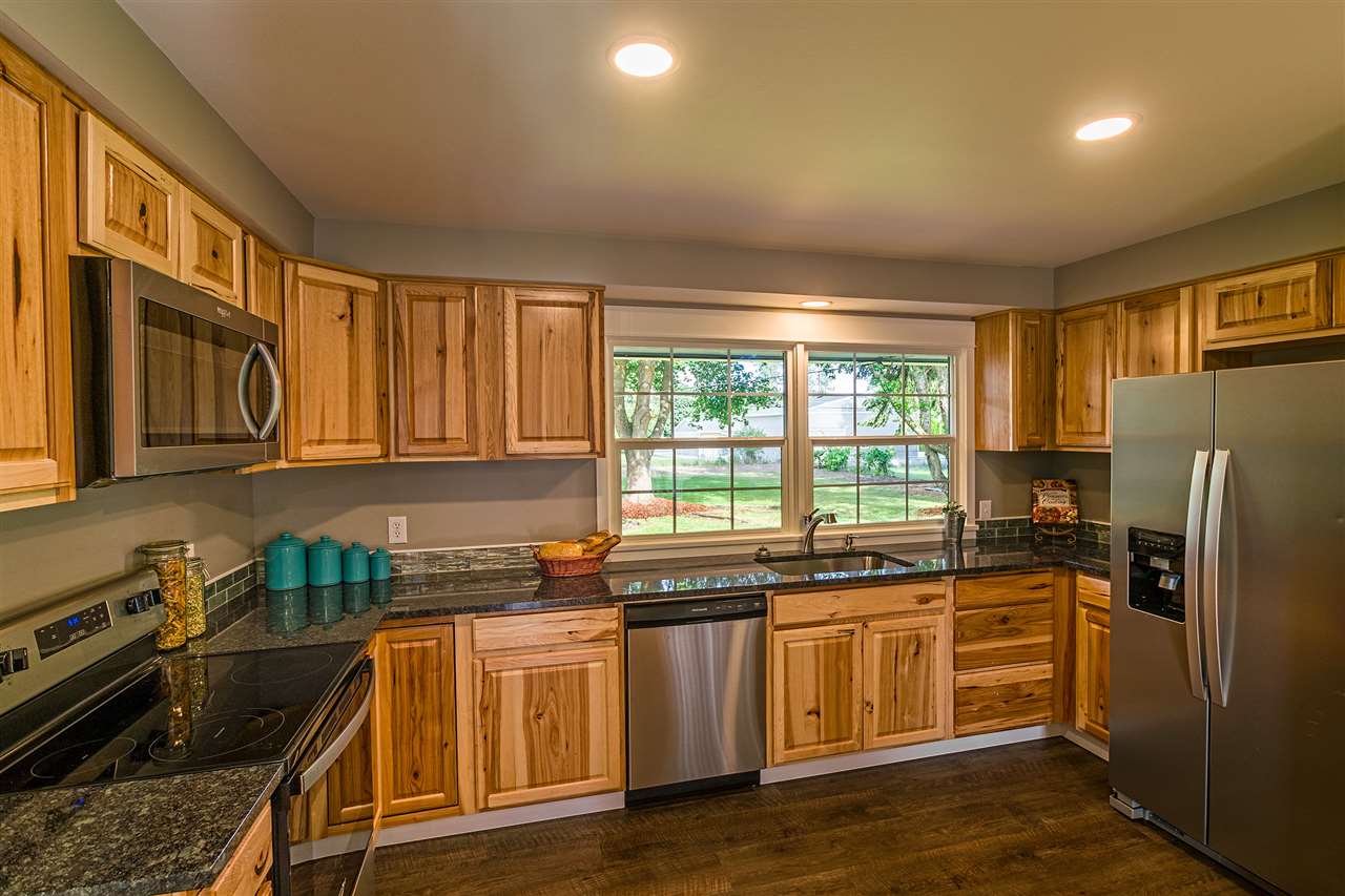 2307 South Sunrise Road Spokane Valley, WA 99206 - Photo 6 of 35 Gallery Image 6