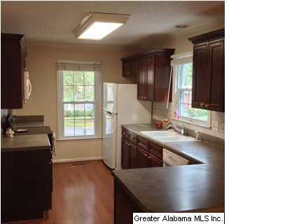 1533 Caribbean Circle Alabaster, AL 35007 - Photo 4 of 16
