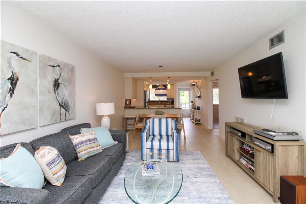 1686 Blue Point Avenue, Unit B7 Naples, FL 34102 - Photo 26 of 49
