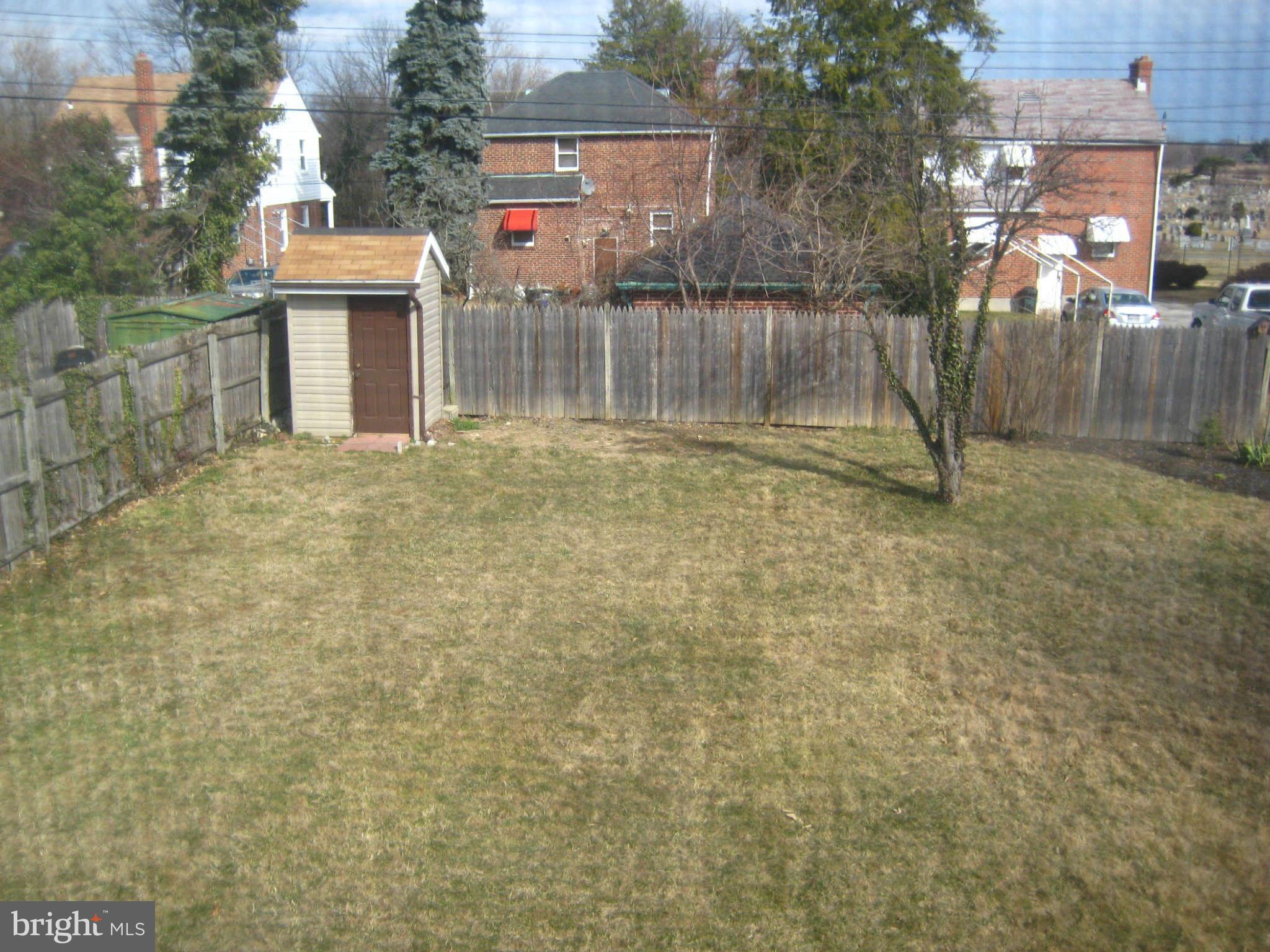 707 Dorchester Road Baltimore, MD 21229 - Photo 21 of 21 Exterior (Rear)