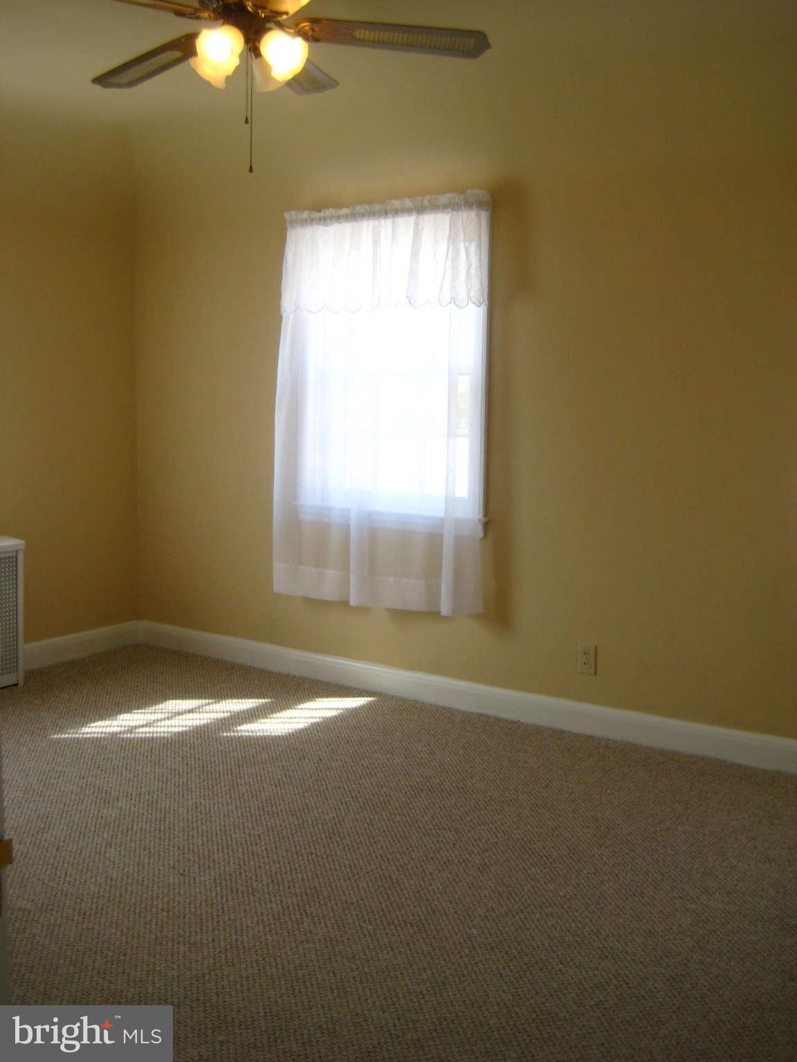 707 Dorchester Road Baltimore, MD 21229 - Photo 7 of 21 Bedroom
