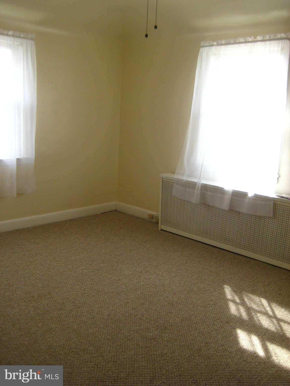 707 Dorchester Road Baltimore, MD 21229 - Photo 9 of 21 Bedroom