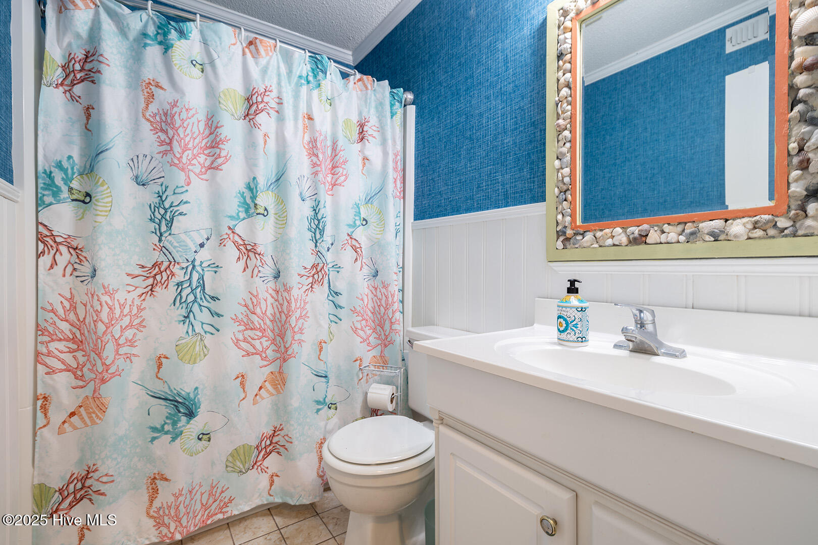 301 Commerce Way, Unit 350 Atlantic Beach, NC 28512 - Photo 16 of 23 Bathroom 2