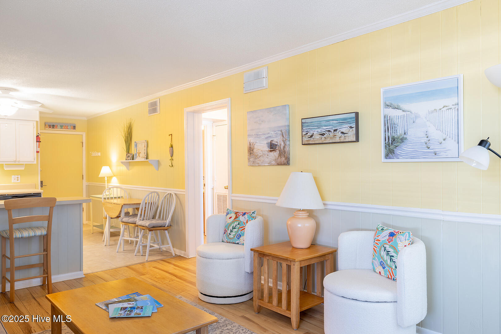 301 Commerce Way, Unit 350 Atlantic Beach, NC 28512 - Photo 5 of 23 Living
