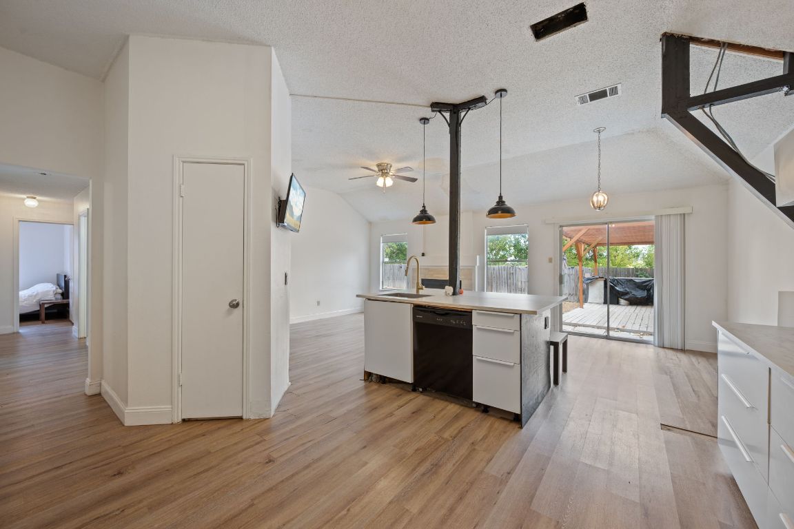 12501 Fallen Tower Lane Austin, TX 78753 - Photo 13 of 31