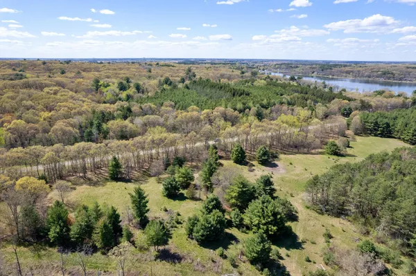 $400,000 | 40-ac County Rd FF, Hancock, WI 54943