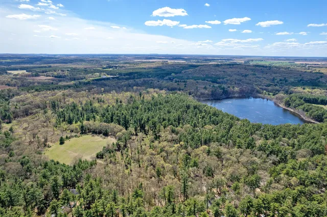 $400,000 | 40-ac County Rd FF, Hancock, WI 54943