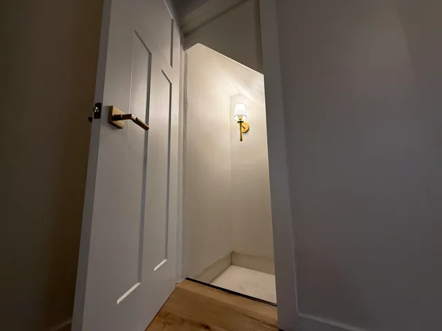 $159,999 | 1520 North Rockton Avenue, Rockford, IL 61103