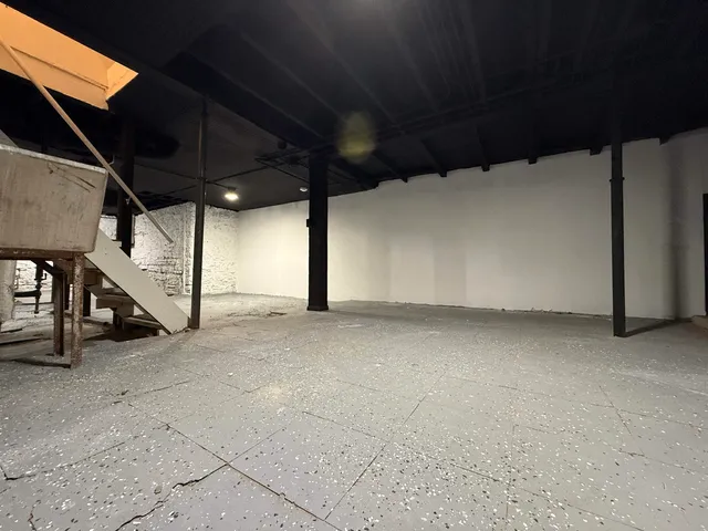 $159,999 | 1520 North Rockton Avenue, Rockford, IL 61103