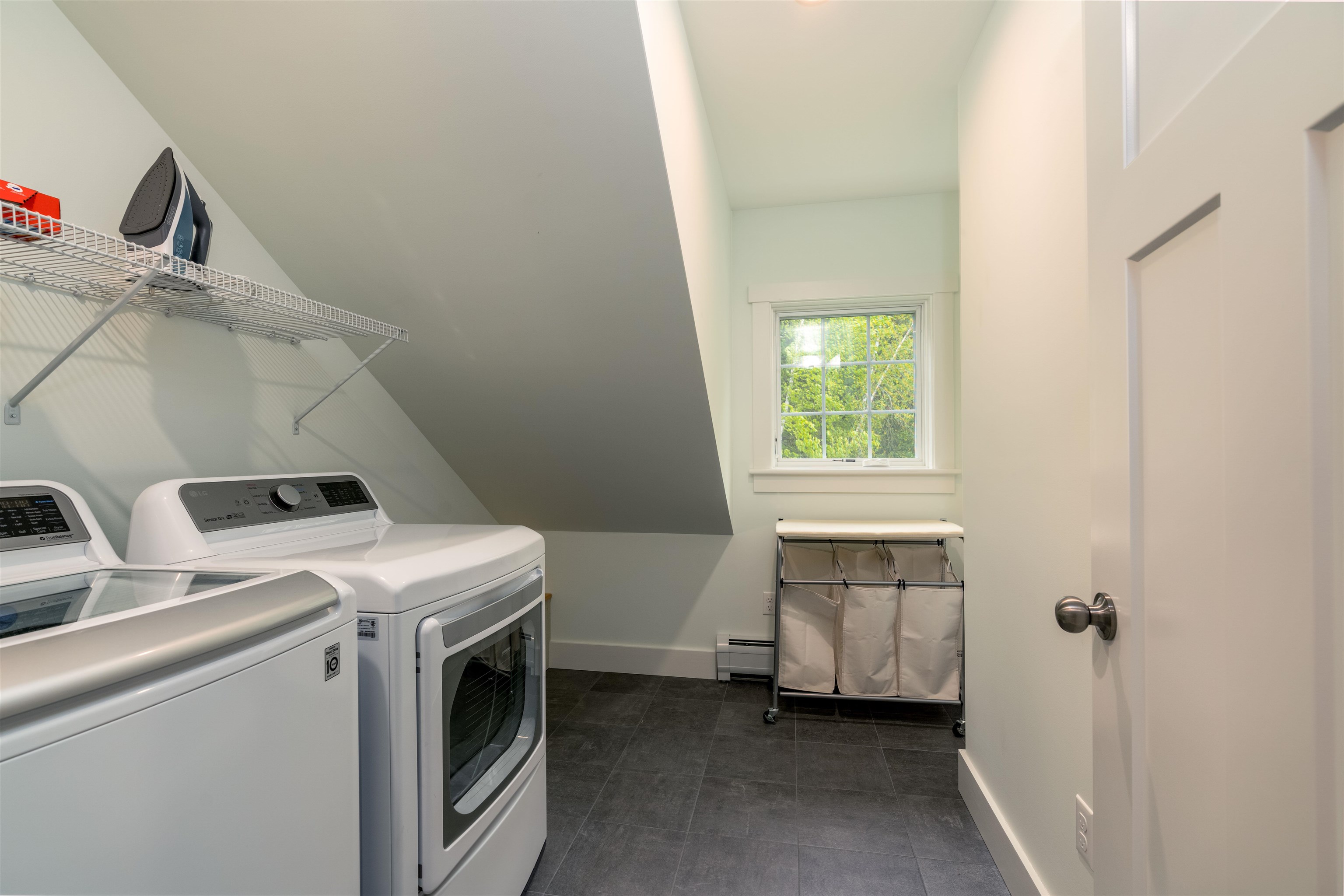 37 Gold Brook Road Stowe, VT 05672 - Photo 8 of 40