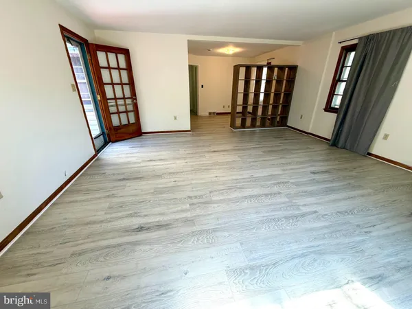 $399,900 | 719 Linda Drive, Baltimore, MD 21228