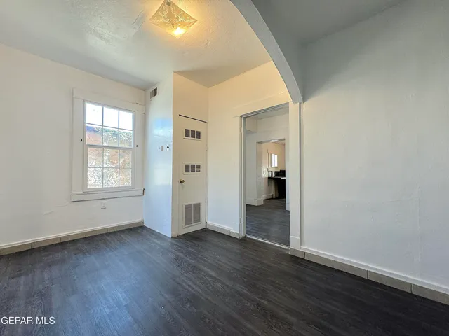 $334,000 | 3906 1/2 Tularosa Avenue, El Paso, TX 79903