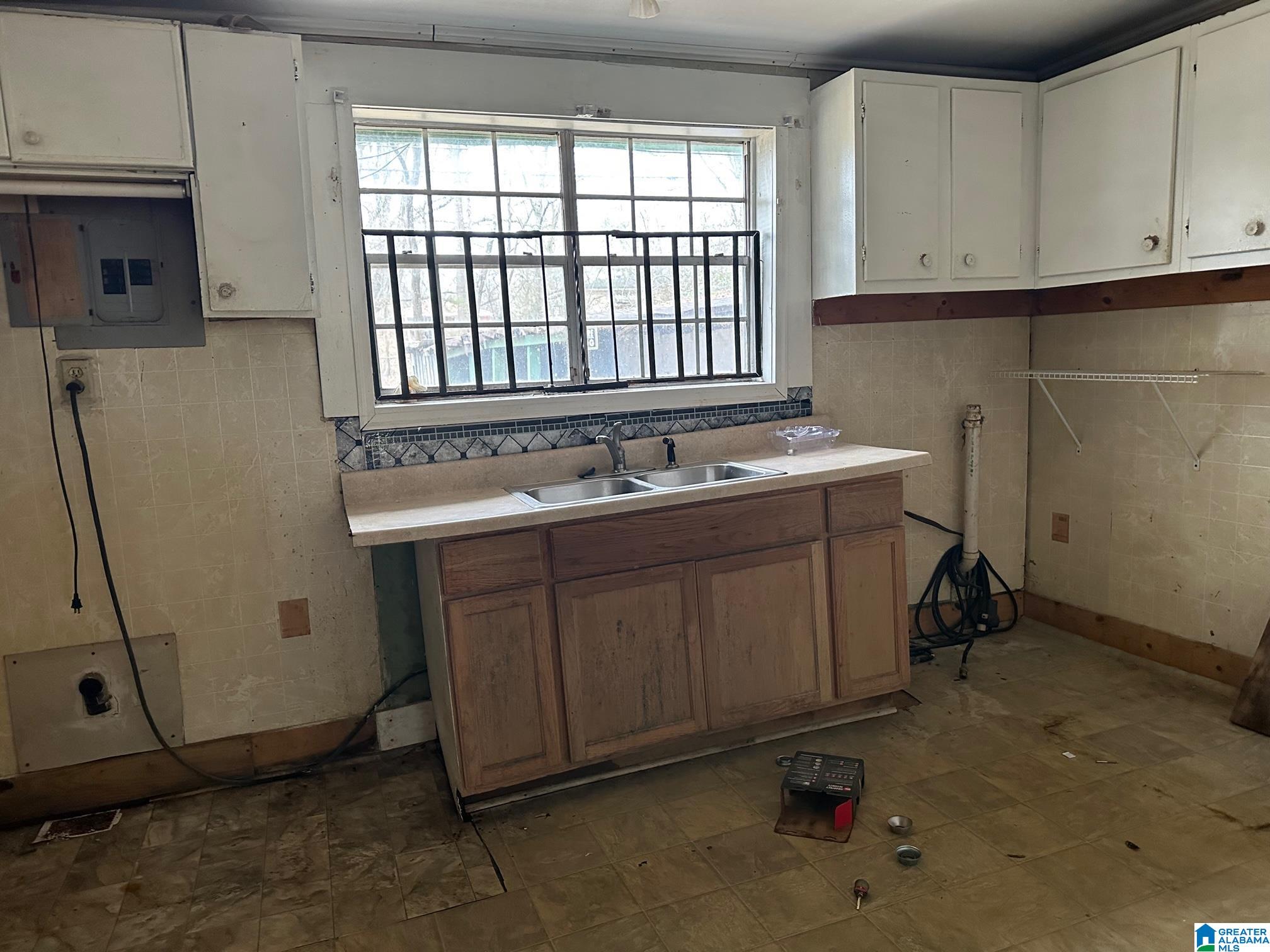 1555 Miles Street Dolomite, AL 35061 - Photo 6 of 16