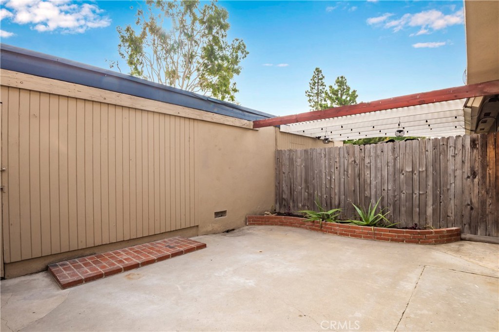 4247 Larwin Avenue Cypress, CA 90630 - Photo 29 of 48