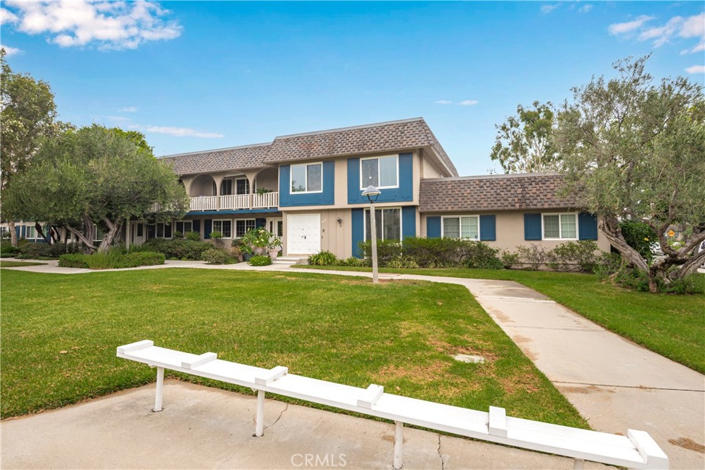 4247 Larwin Avenue Cypress, CA 90630 - Photo 31 of 48