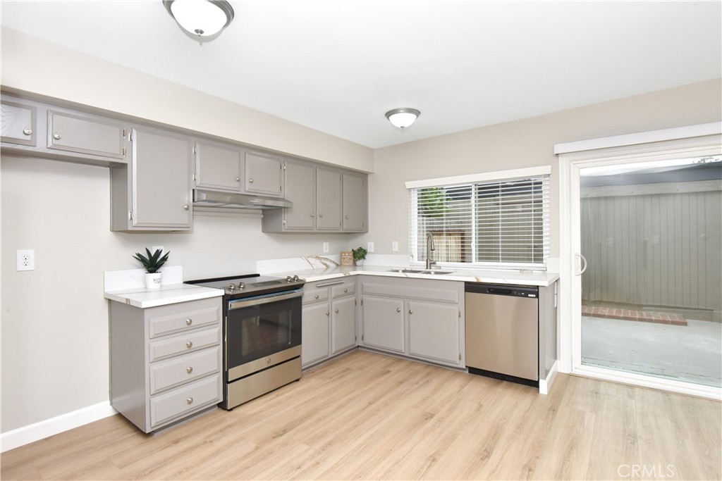 4247 Larwin Avenue Cypress, CA 90630 - Photo 43 of 48