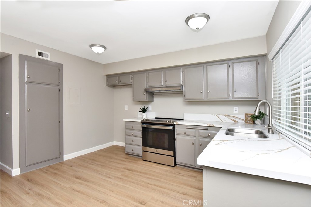 4247 Larwin Avenue Cypress, CA 90630 - Photo 47 of 48