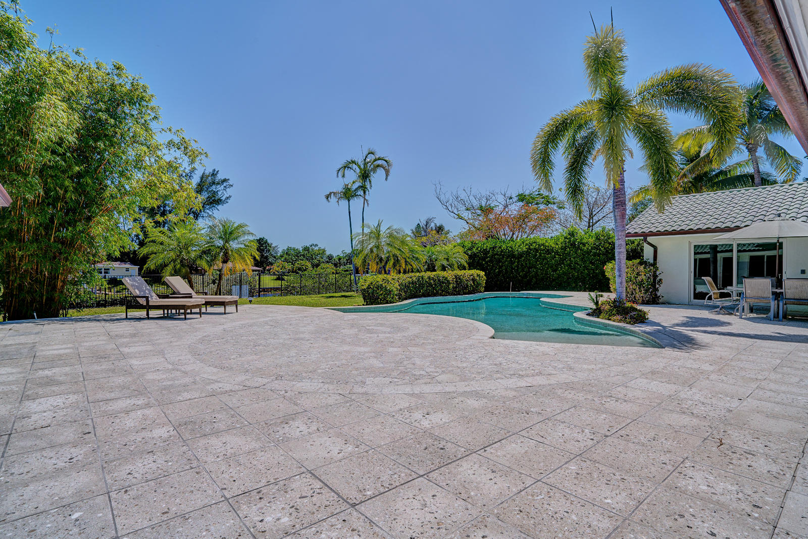 23429 Rio Del Mar Drive Boca Raton, FL 33486 - Photo 15 of 52 48