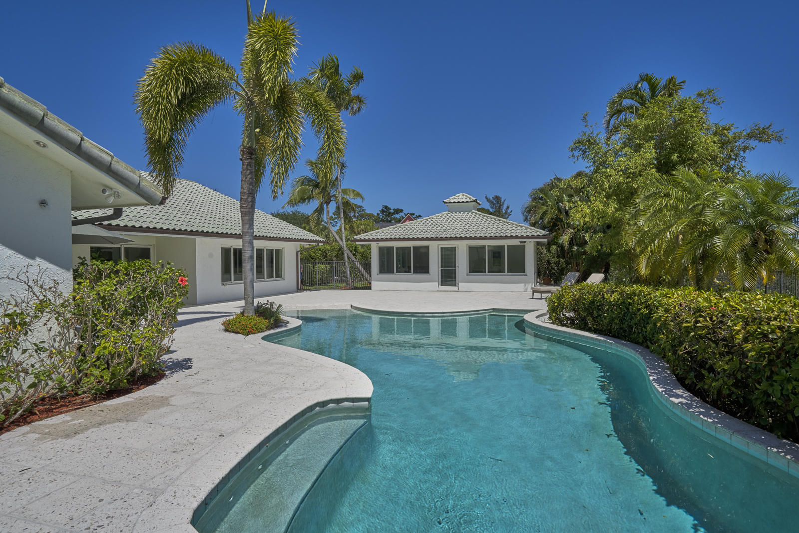 23429 Rio Del Mar Drive Boca Raton, FL 33486 - Photo 22 of 52 10