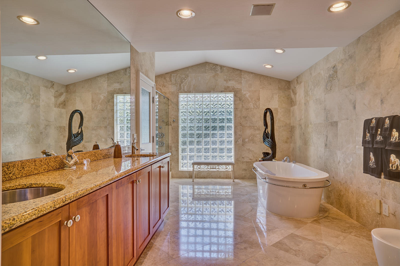 23429 Rio Del Mar Drive Boca Raton, FL 33486 - Photo 28 of 52 22