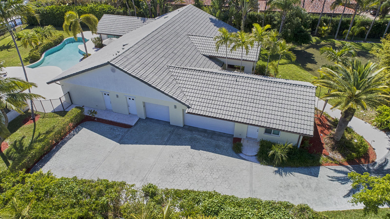 23429 Rio Del Mar Drive Boca Raton, FL 33486 - Photo 7 of 52 02