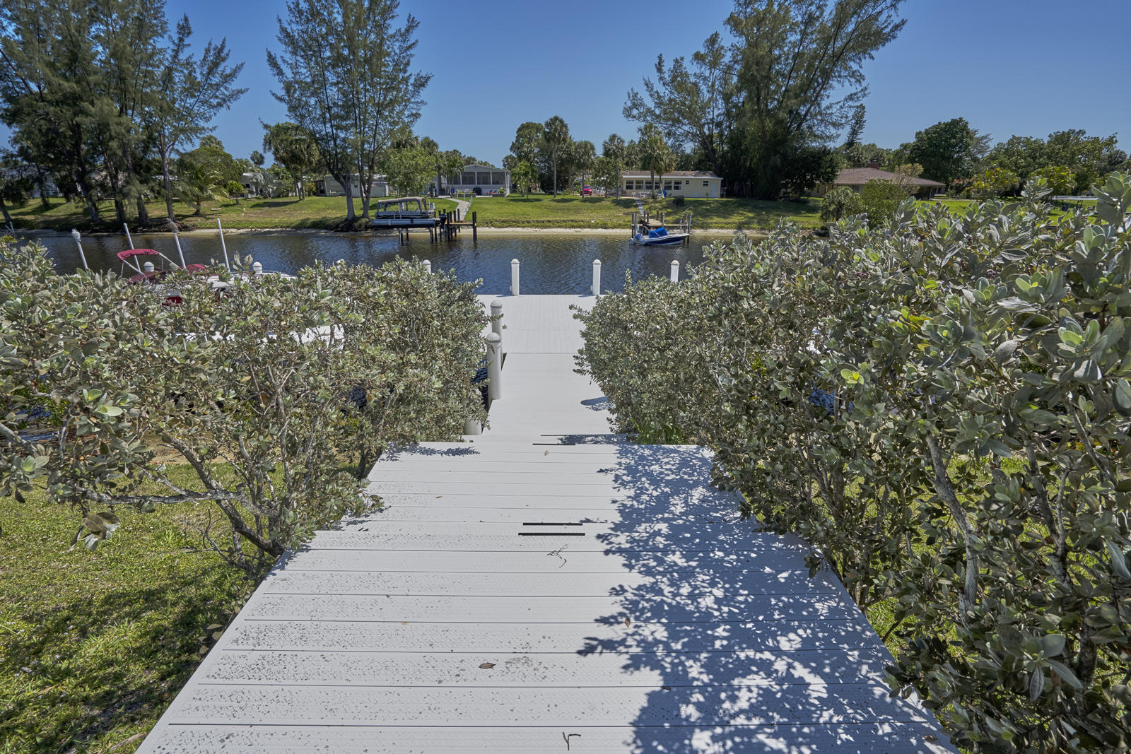 23429 Rio Del Mar Drive Boca Raton, FL 33486 - Photo 9 of 52 12