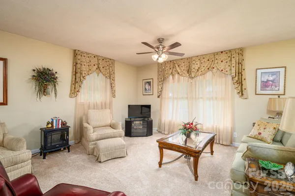 $275,000 | 234 Suncrest Road, Cherryville, NC 28021