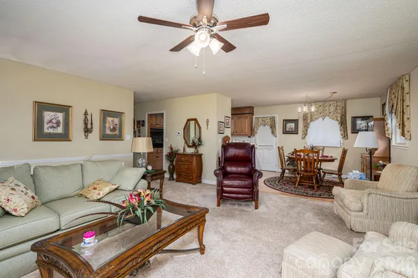 $275,000 | 234 Suncrest Road, Cherryville, NC 28021