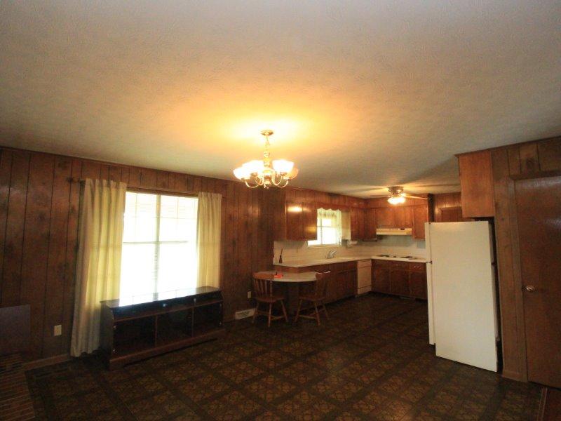 115 Everhart Road Tellico Plains, TN 37385 - Photo 17 of 37 IMG_1096