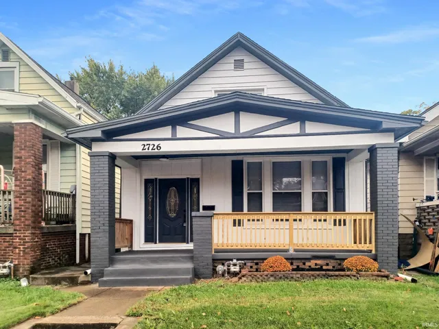 $209,900 | 2726 West Franklin Street, Evansville, IN 47712