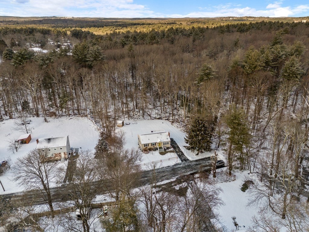 193 Gorwin Drive Holliston, MA 01746 - Photo 23 of 23 a view of a city