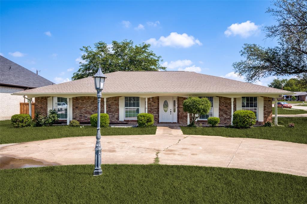 6355 Starnes Road Watauga, TX 76148 - Photo 2 of 25