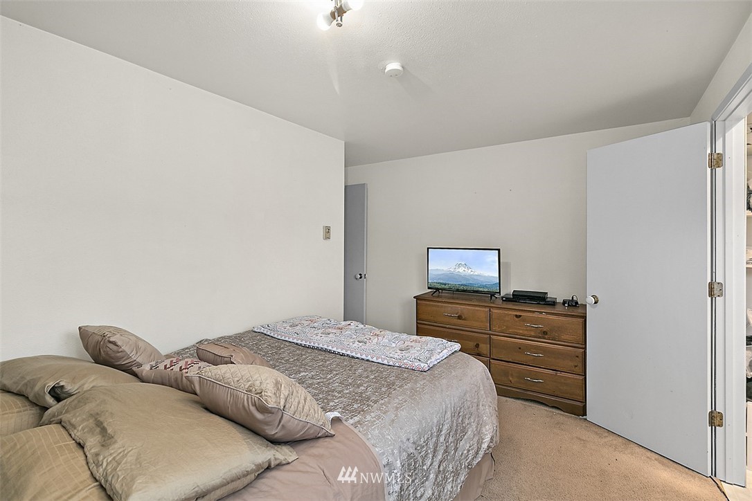3101 Northeast 13th Street Renton, WA 98056 - Photo 15 of 20 Gallery Image 15