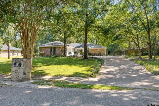 $330,000 | 1743 Barbara Court, Hideaway, TX 75771