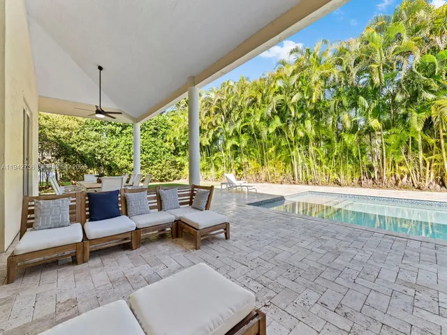 $1,449,000 | 8945 Southwest 162nd Terrace, Palmetto Bay, FL 33157
