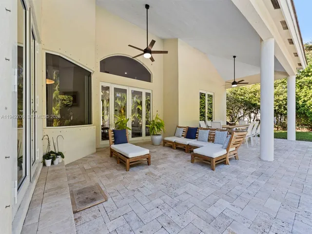 $1,449,000 | 8945 Southwest 162nd Terrace, Palmetto Bay, FL 33157