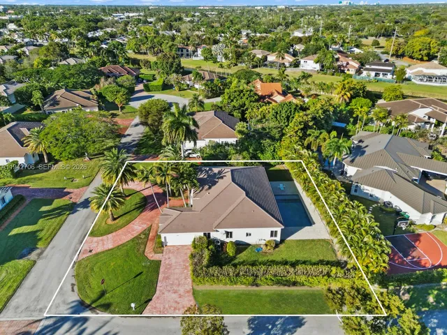 $1,449,000 | 8945 Southwest 162nd Terrace, Palmetto Bay, FL 33157
