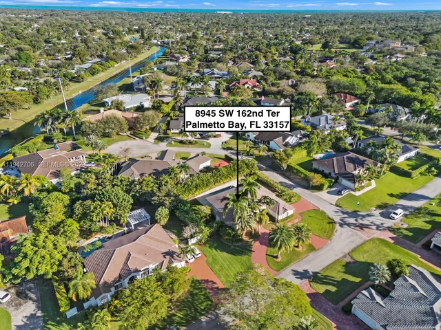 $1,449,000 | 8945 Southwest 162nd Terrace, Palmetto Bay, FL 33157