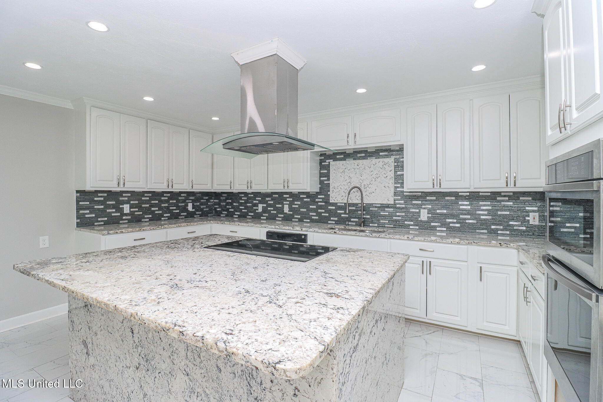 1609 Melrose Place Clinton, MS 39056 - Photo 9 of 36 1609 Melrose 11